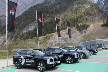 Mitsubishi Outlander PHEV 